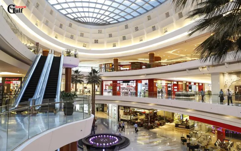 shopping centre