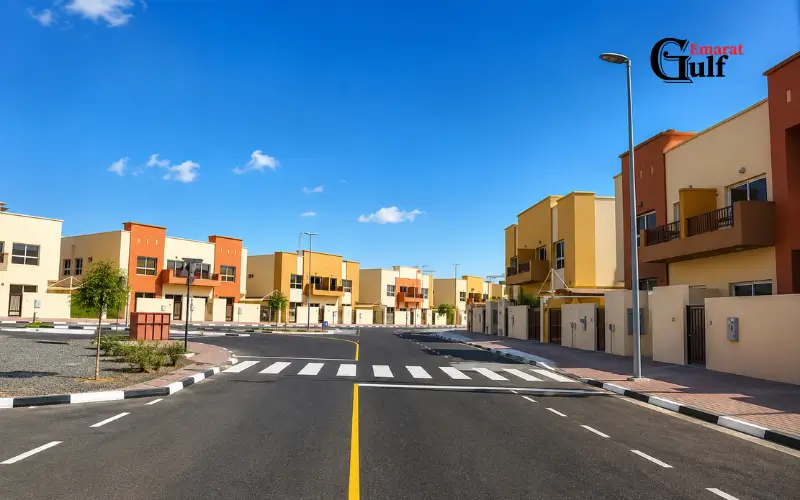 Lifestyle in Oud Al Muteena Dubai